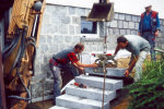 Trockenlegung des Gebudes Neusetzen der Treppenstufen in Thiemendorf